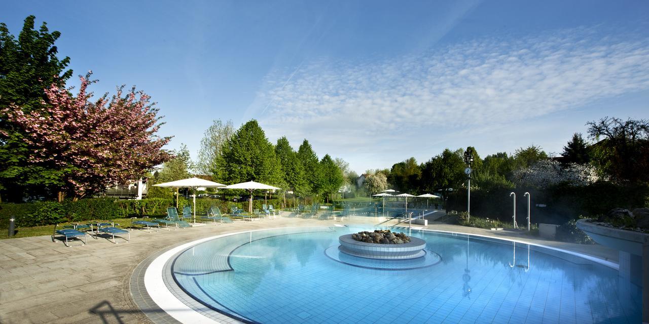 Hotel Hofmark Бад Бирнбах Екстериор снимка