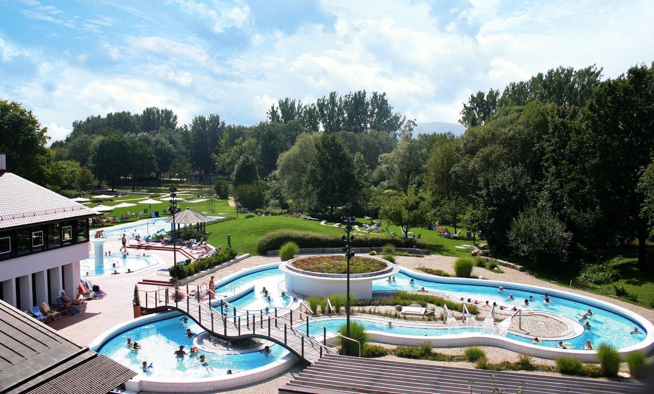 Hotel Hofmark Бад Бирнбах Екстериор снимка