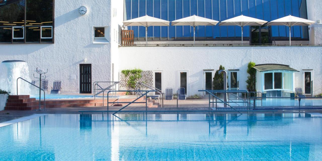 Hotel Hofmark Бад Бирнбах Екстериор снимка
