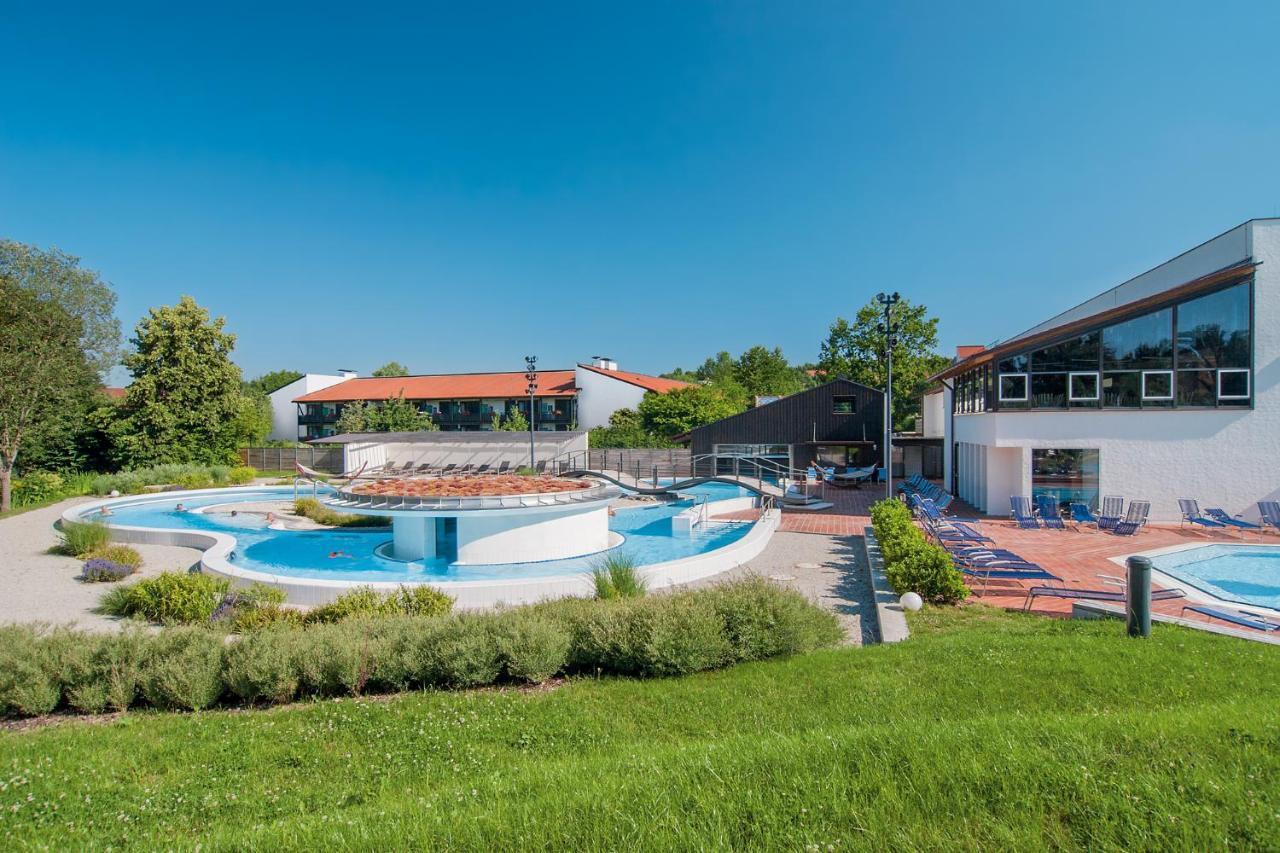 Hotel Hofmark Бад Бирнбах Екстериор снимка