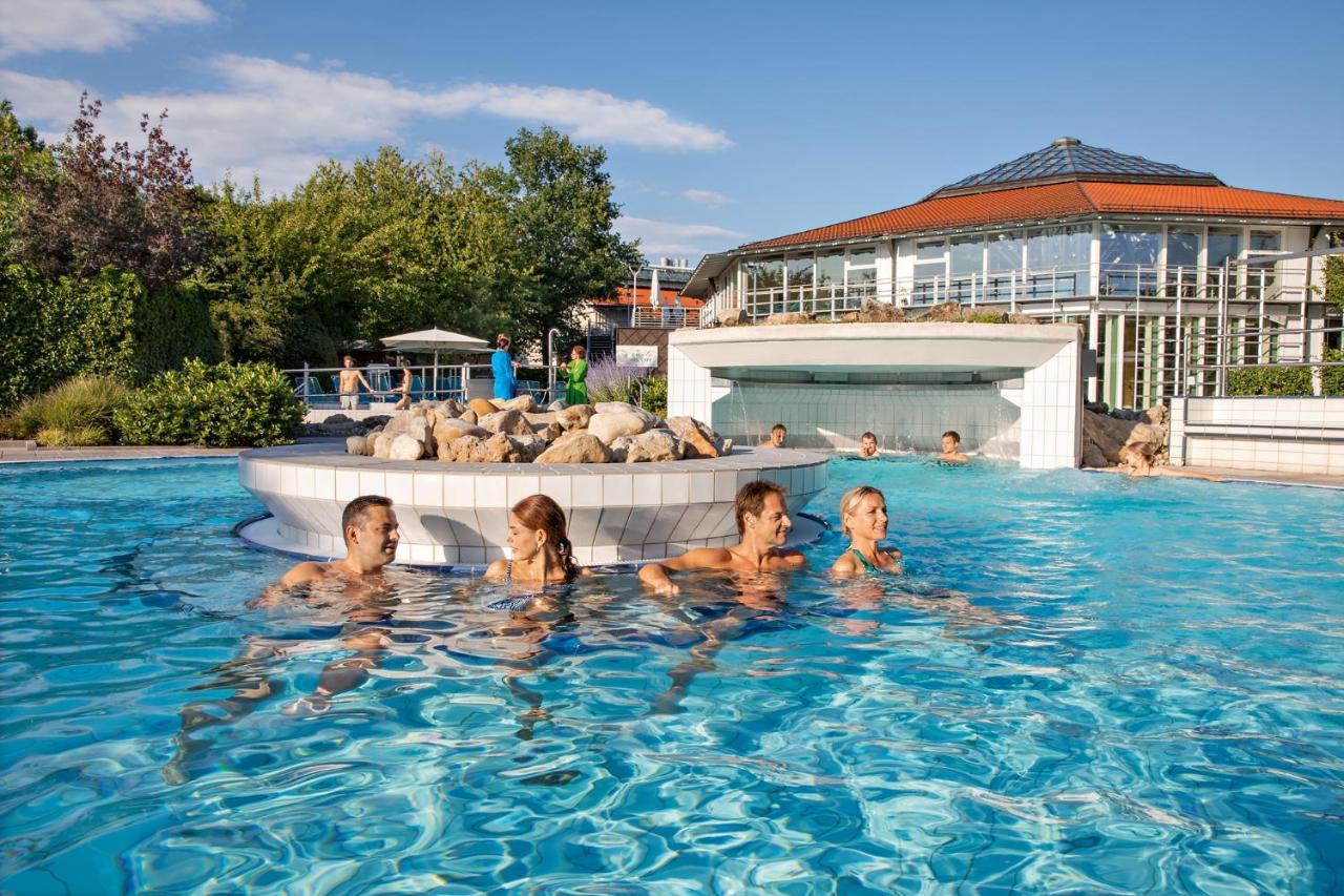 Hotel Hofmark Бад Бирнбах Екстериор снимка